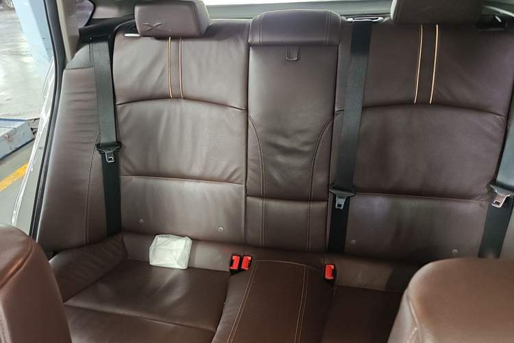 Used BMW X4 2014 xDrive20i X Design Package Left Rear Seat