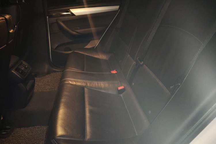 Used BMW X4 2014 xDrive28i M Sport Edition Left Rear Seat