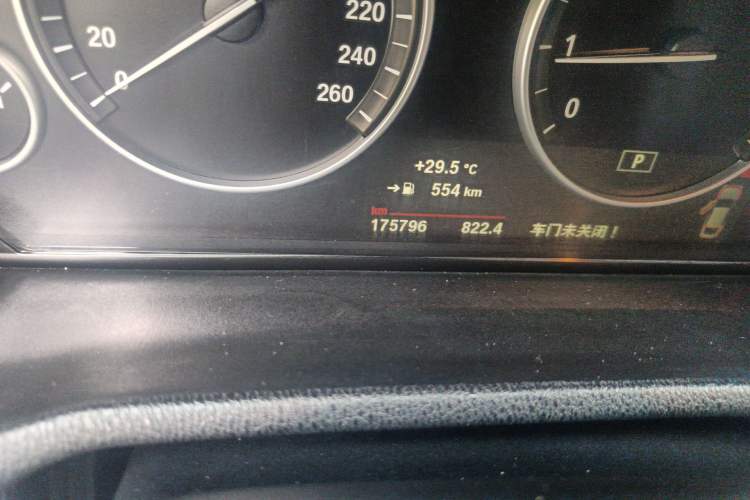 Used BMW X4 2014 xDrive20i X Design Package Odometer Close Up