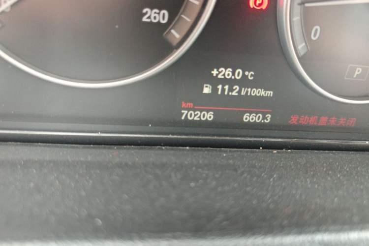 Used BMW X4 2014 xDrive28i Leading Model Odometer Close Up