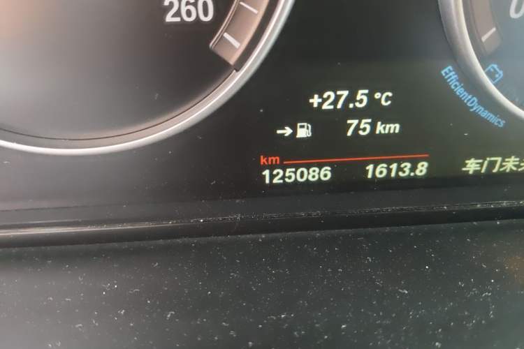 Used BMW X4 2014 xDrive20i X Design Package Odometer Close Up