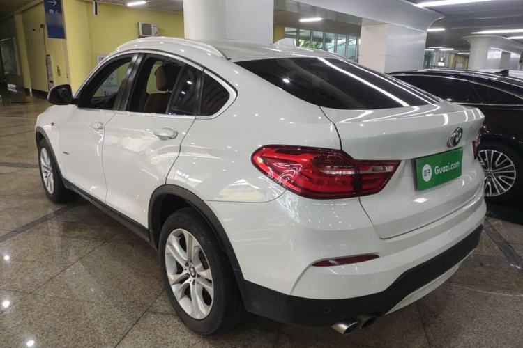 Used BMW X4 2014 xDrive28i Leading Model Rear Left 45 Deg