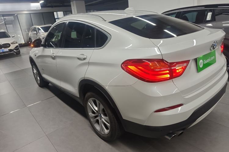 Used BMW X4 2014 xDrive28i Leading Model Rear Left 45 Deg