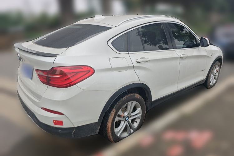 Used BMW X4 2014 xDrive28i Leading Model Rear Right 45 Deg