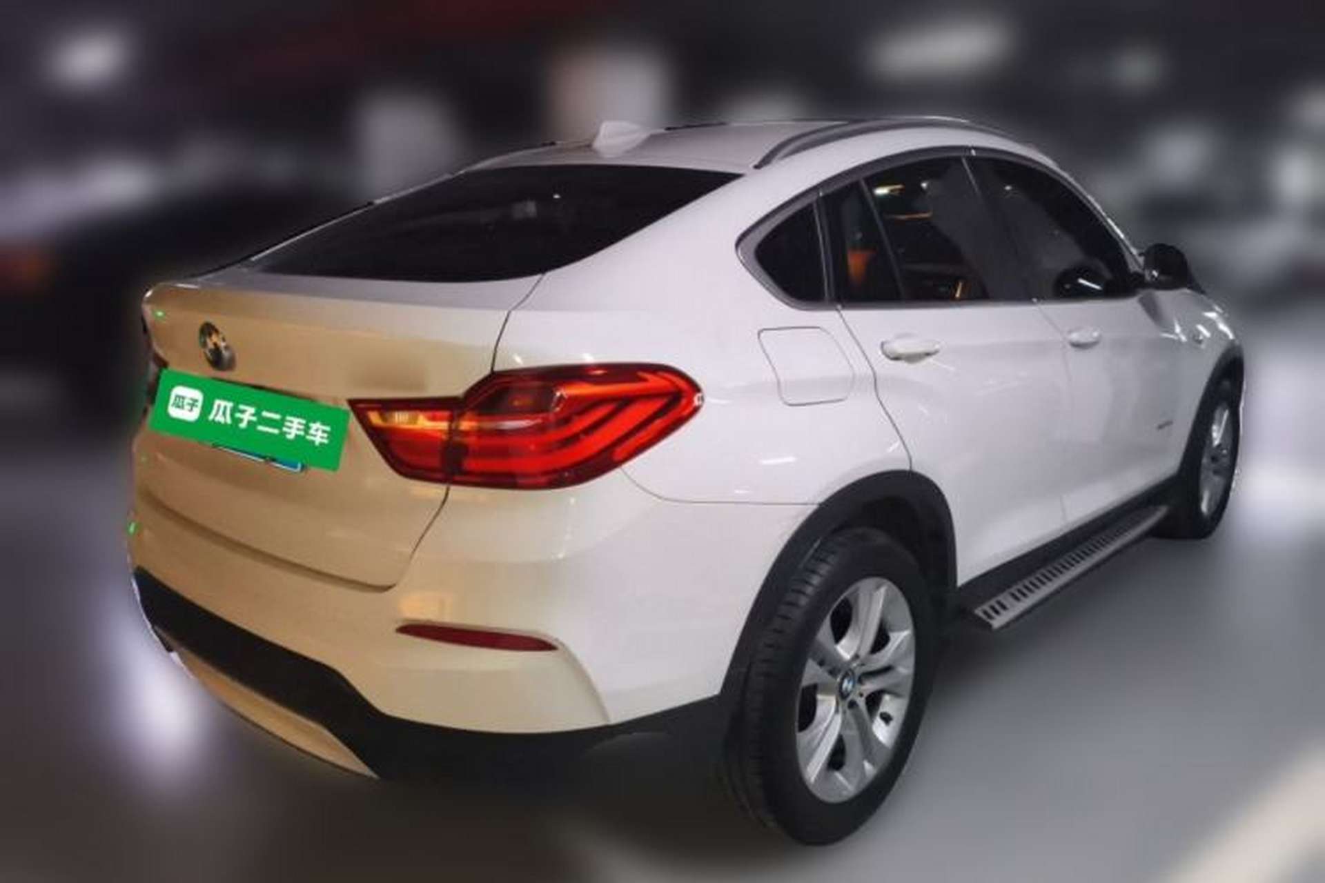 Used BMW X4 2014 xDrive28i Leading Model Rear Right 45 Deg