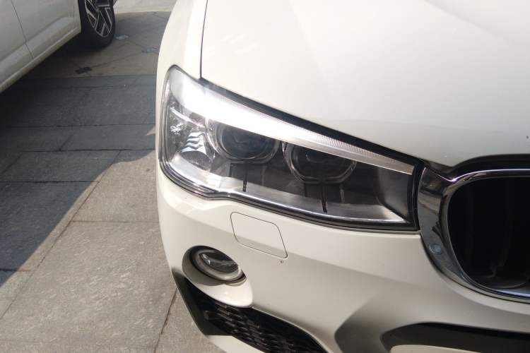 Used BMW X4 2014 xDrive20i X Design Package Right Front Headlight