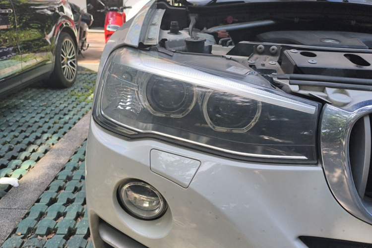 Used BMW X4 2014 xDrive20i X Design Package Right Front Headlight
