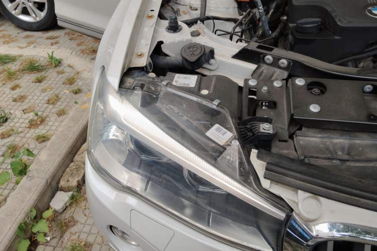 Used BMW X4 2014 xDrive20i X Design Package Right Front Headlight