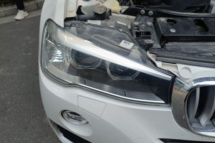 Used BMW X4 2014 xDrive28i Leading Model Right Front Headlight