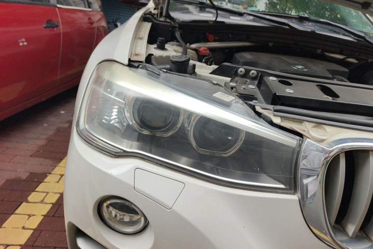 Used BMW X4 2014 xDrive20i X Design Package Right Front Headlight