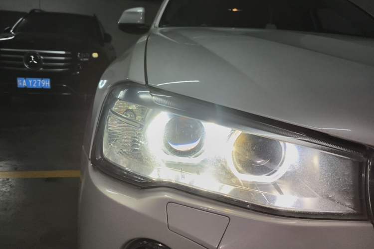 Used BMW X4 2014 xDrive20i X Design Package Right Front Headlight