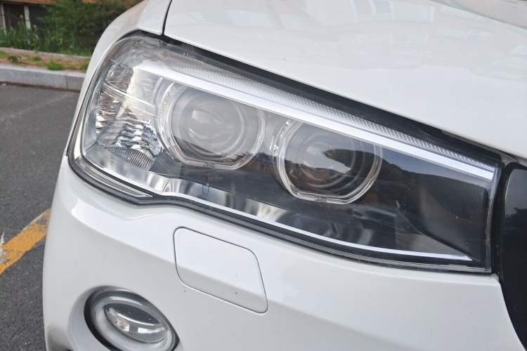 Used BMW X4 2014 xDrive20i X Design Package Right Front Headlight