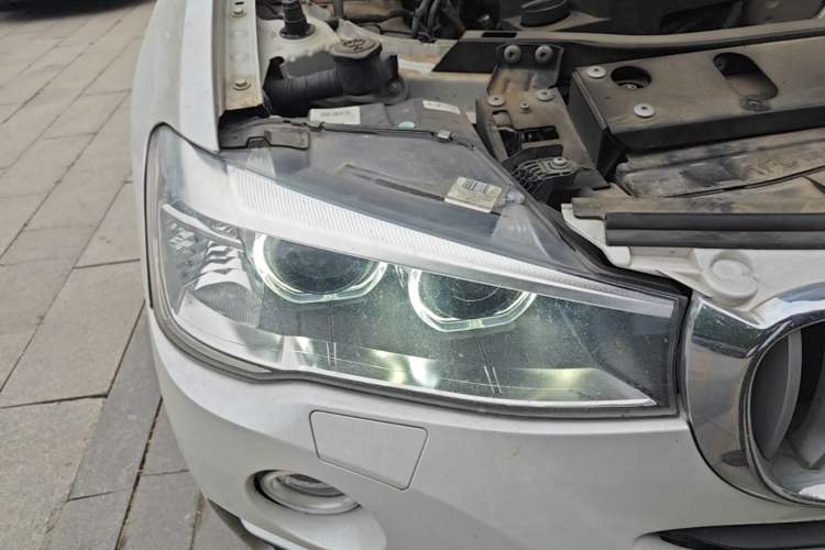 Used BMW X4 2014 xDrive20i X Design Package Right Front Headlight
