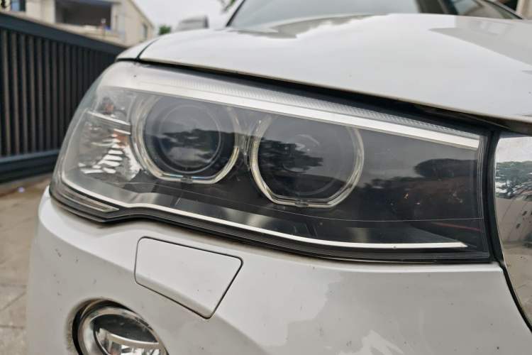 Used BMW X4 2014 xDrive20i X Design Package Right Front Headlight