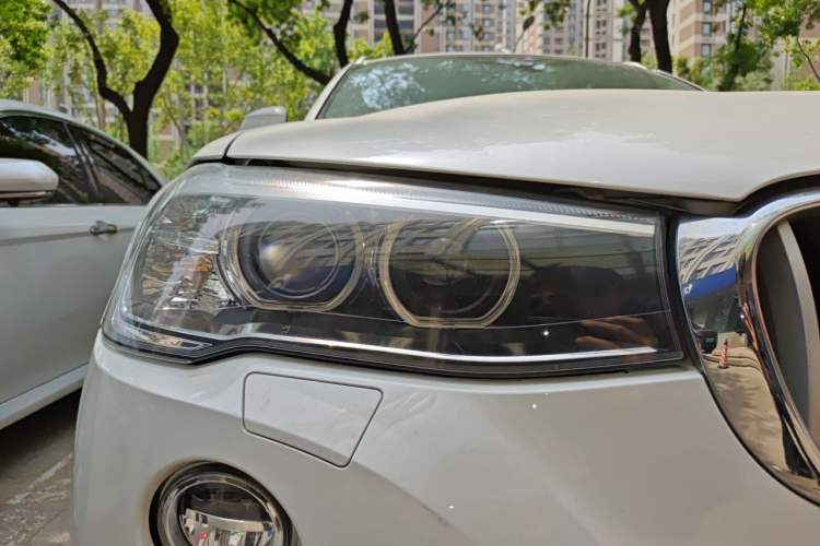 Used BMW X4 2014 xDrive20i X Design Package Right Front Headlight
