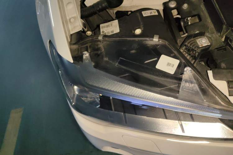 Used BMW X4 2014 xDrive28i M Sport Edition Right Front Headlight