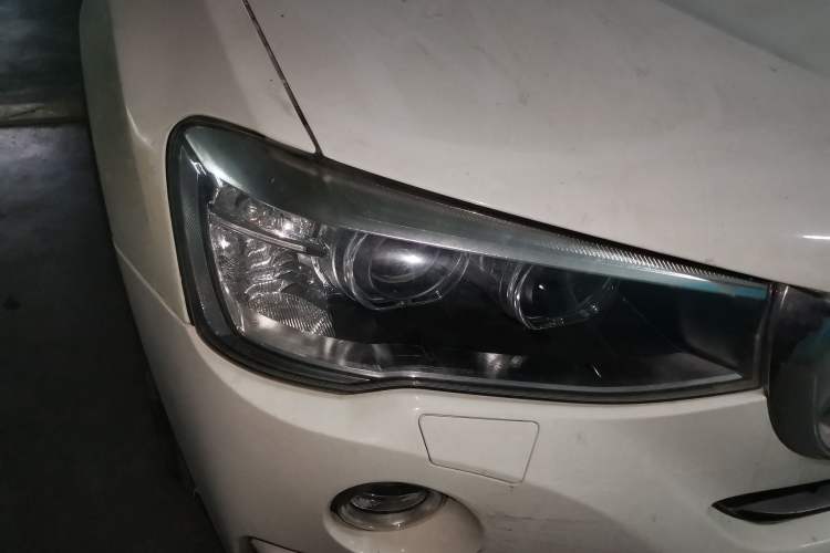 Used BMW X4 2014 xDrive20i X Design Package Right Front Headlight