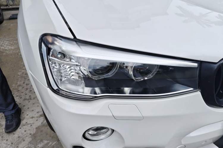 Used BMW X4 2014 xDrive20i X Design Package Right Front Headlight