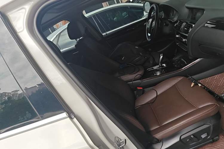 Used BMW X4 2014 xDrive20i X Design Package Right Front Seat