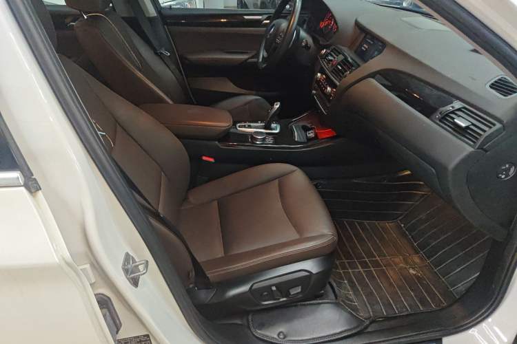 Used BMW X4 2014 xDrive20i X Design Package Right Front Seat
