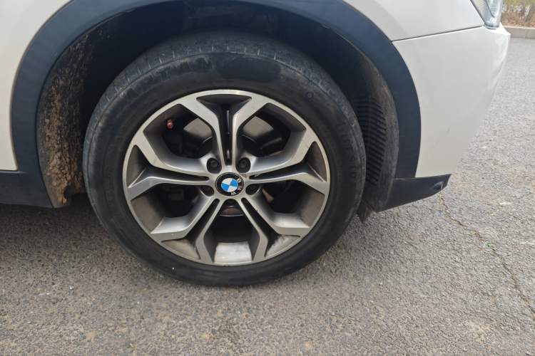 Used BMW X4 2014 xDrive20i X Design Package Right Front Wheel Hub
