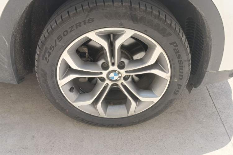 Used BMW X4 2014 xDrive20i X Design Package Right Front Wheel Hub