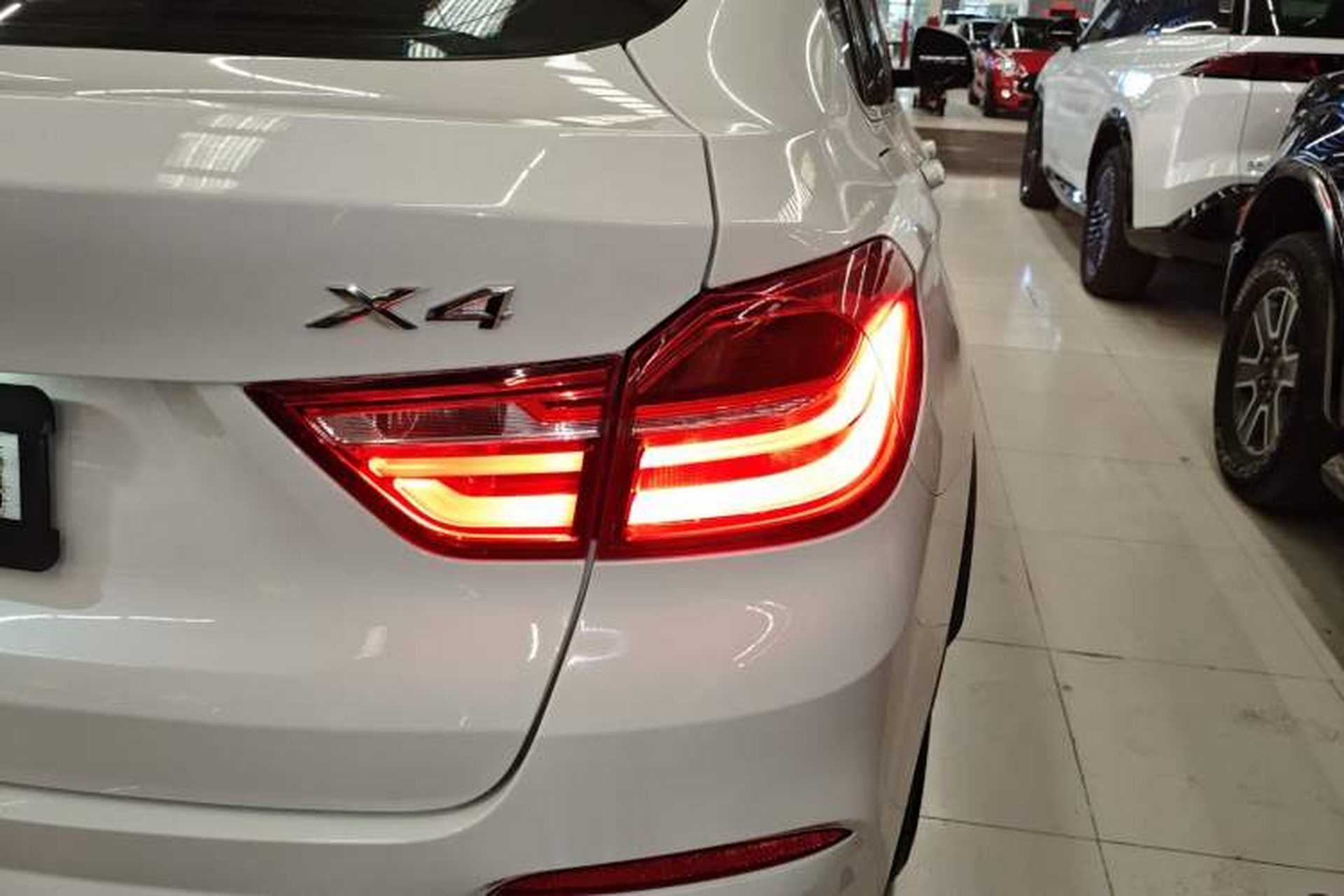 Used BMW X4 2014 xDrive20i X Design Package Right Rear Taillight