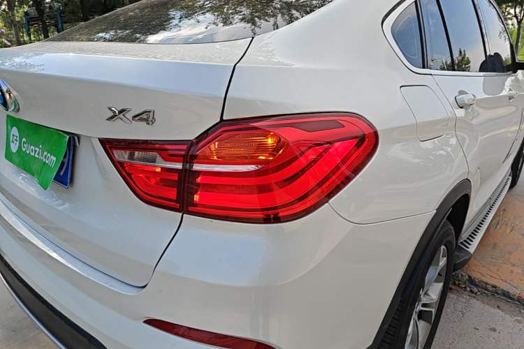 Used BMW X4 2014 xDrive20i X Design Package Right Rear Taillight