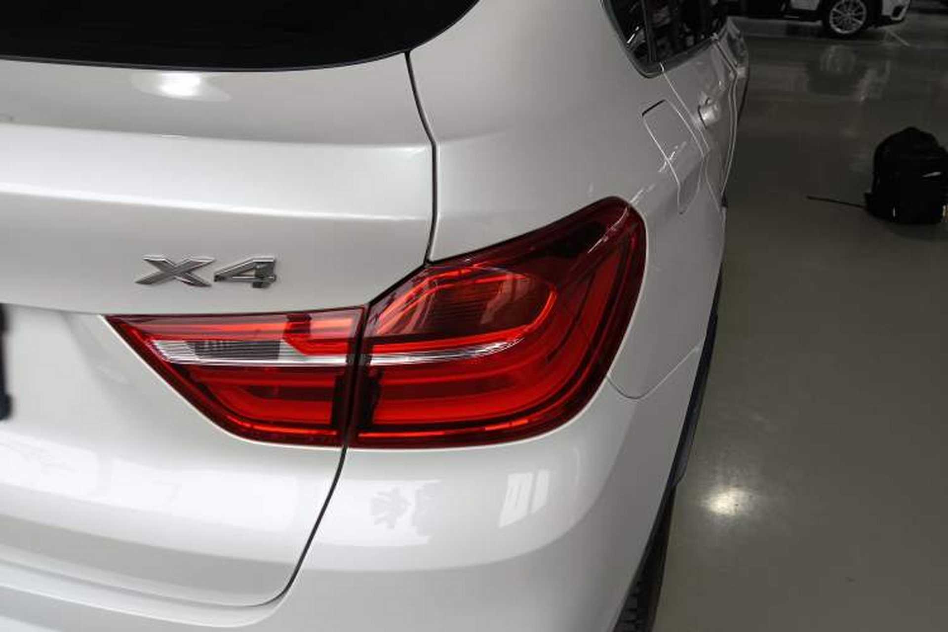 Used BMW X4 2014 xDrive20i X Design Package Right Rear Taillight
