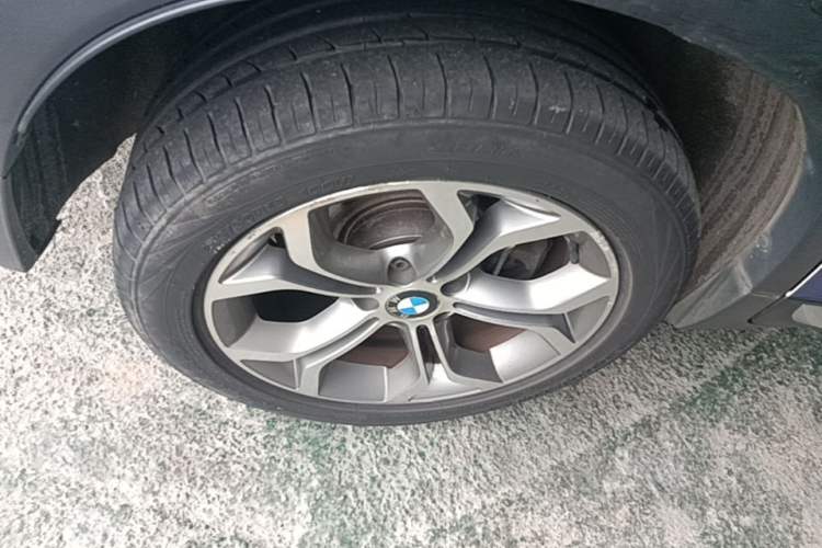 Used BMW X4 2014 xDrive20i X Design Package Right Rear Wheel Hub