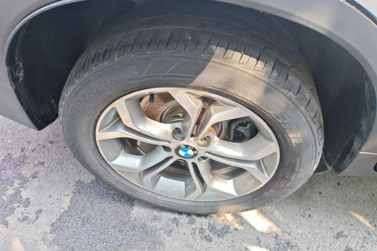 Used BMW X4 2014 xDrive20i X Design Package Right Rear Wheel Hub