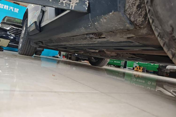 Used BMW X4 2014 xDrive20i X Design Package Right Side Sill