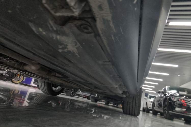 Used BMW X4 2014 xDrive20i X Design Package Right Side Sill