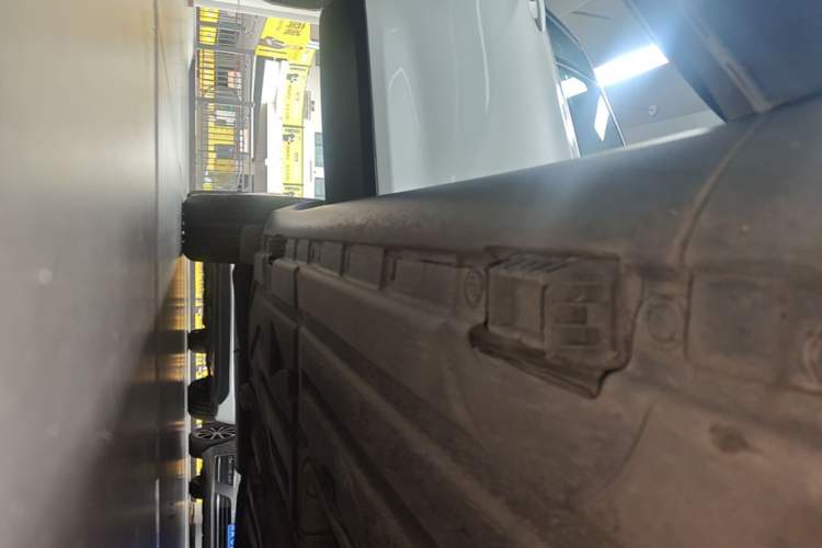 Used BMW X4 2014 xDrive28i Leading Model Right Side Sill