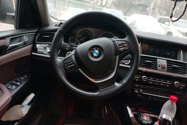 Used BMW X4 2014 xDrive20i X Design Package Steering Wheel
