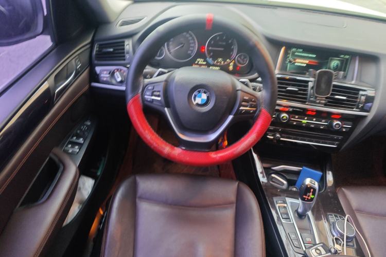 Used BMW X4 2014 xDrive20i X Design Package Steering Wheel