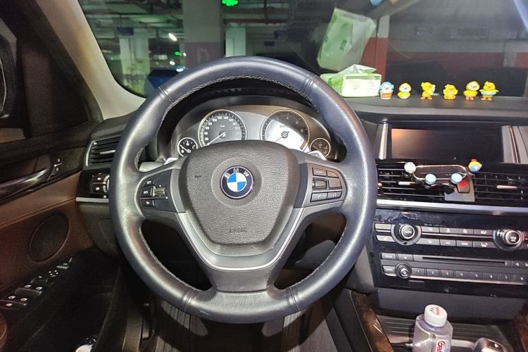 Used BMW X4 2014 xDrive20i X Design Package Steering Wheel