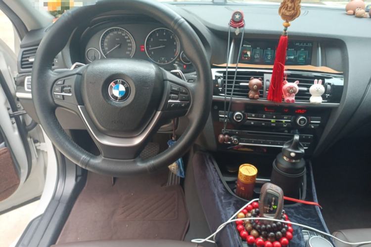 Used BMW X4 2014 xDrive20i X Design Package Steering Wheel