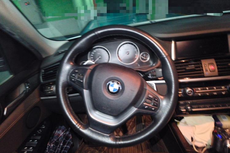 Used BMW X4 2014 xDrive20i X Design Package Steering Wheel