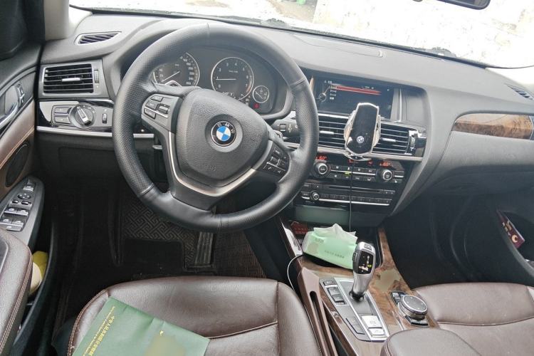 Used BMW X4 2014 xDrive20i X Design Package Steering Wheel