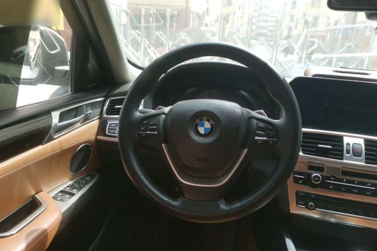 Used BMW X4 2014 xDrive20i X Design Package Steering Wheel