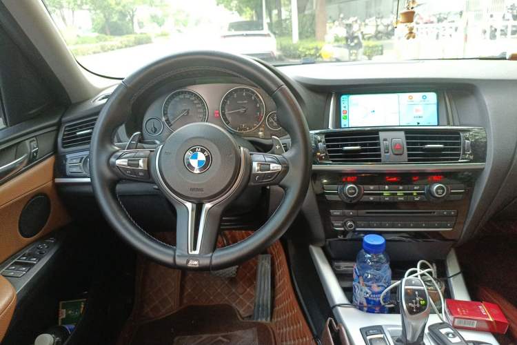 Used BMW X4 2014 xDrive28i Leading Model Steering Wheel