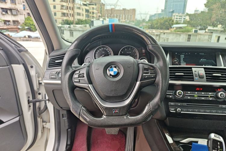 Used BMW X4 2014 xDrive20i X Design Package Steering Wheel