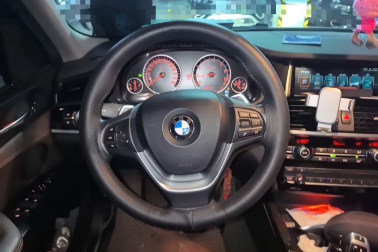 Used BMW X4 2014 xDrive20i X Design Package Steering Wheel