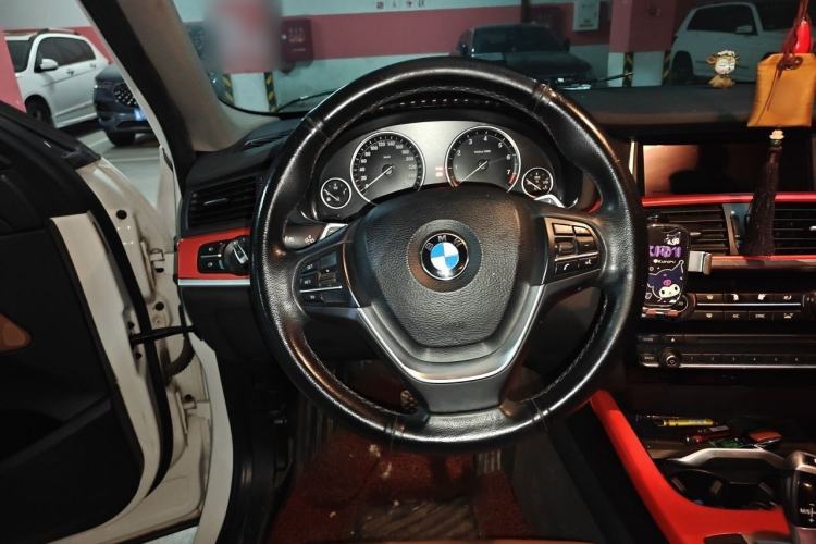 Used BMW X4 2014 xDrive20i X Design Package Steering Wheel