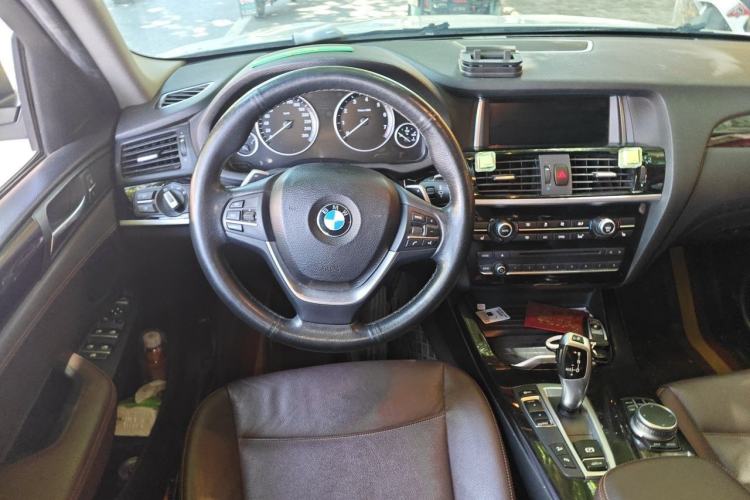 Used BMW X4 2014 xDrive20i X Design Package Steering Wheel