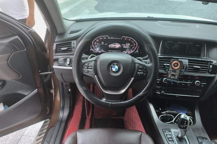 Used BMW X4 2014 xDrive20i X Design Package Steering Wheel