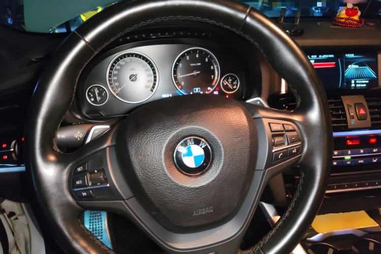 Used BMW X4 2014 xDrive28i M Sport Edition Steering Wheel