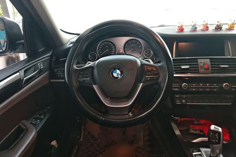Used BMW X4 2014 xDrive20i X Design Package Steering Wheel