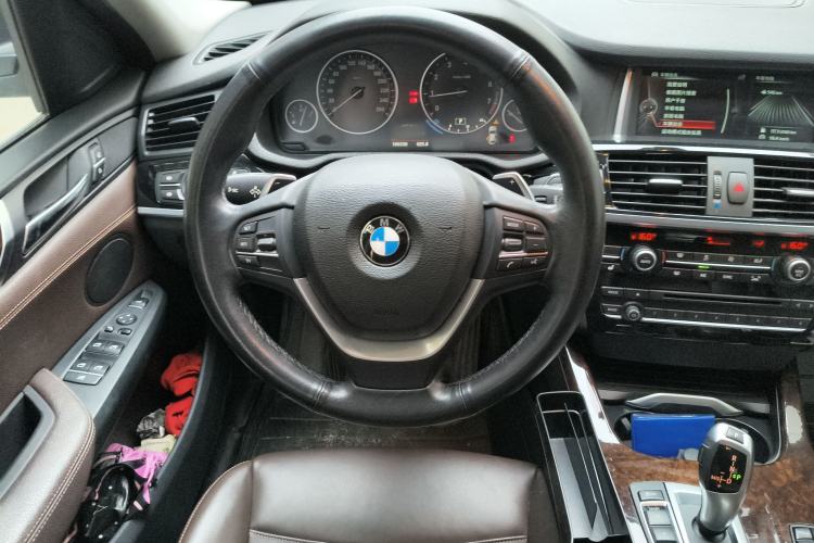 Used BMW X4 2014 xDrive20i X Design Package Steering Wheel